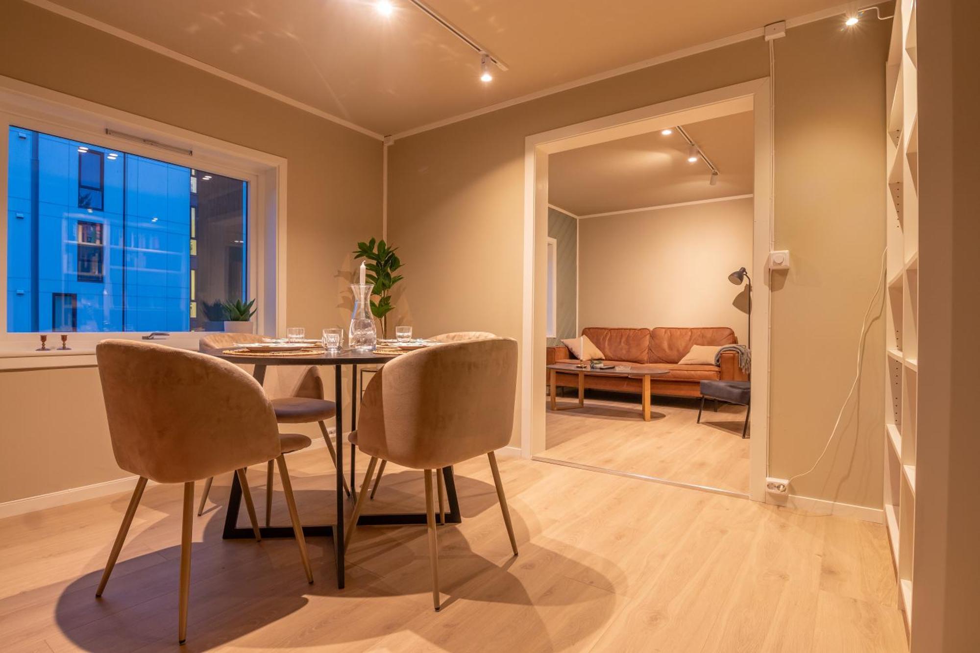 Cozy And Spacious Apartment In City Centre Tromsø Dış mekan fotoğraf